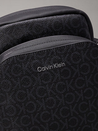 CALVIN KLEIN BORSA A TRACOLLA CON LOGO UOMO K512199 0GJ