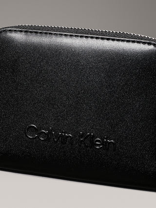 CALVIN KLEIN EMBOSSED WALLET WITH LOGO AND ZIP MEN K612437 BEH