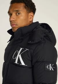 CALVIN KLEIN JEANS HOODED JACKET CK LOGO MEN J326104 BEH