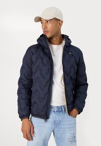 BLAUER PIER DOWN JACKET WITH HOOD MEN BLUC03125 006952 888