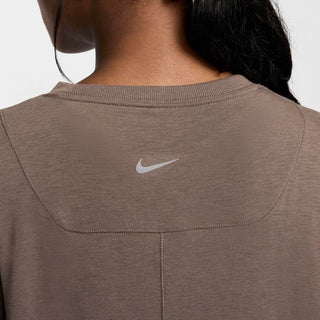 NIKE T-SHIRT  ONE RELAXED CON LOGO DONNA FN2814 004