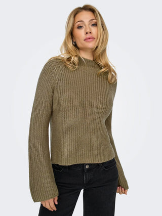 JACQUELINE DE YONG JUSTY HIGH NECK SWEATER WITH SLIT ON THE SLEEVE 15319000 MBL