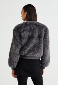 WOMEN'S ONLY MANNY FUR BOMBER JACKET (THUNDERSTORM) 15322405 TDS