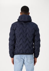 BLAUER PIER DOWN JACKET WITH HOOD MEN BLUC03125 006952 888